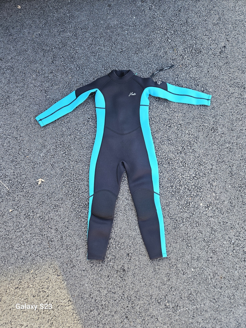 Hevto Full Body Wetsuit Size 8 Black Turquoise Neoprene Back Zip Diving Surf